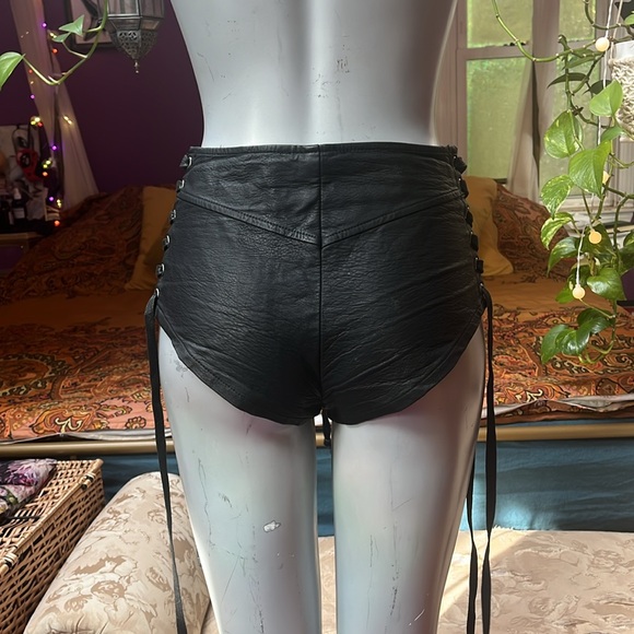 Dolls Kill Widow Poisoned Heart faux leather lace up mini booty shorts - Picture 4 of 5